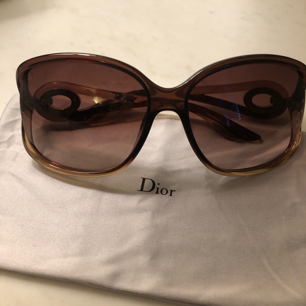 DIOR | sunglasses